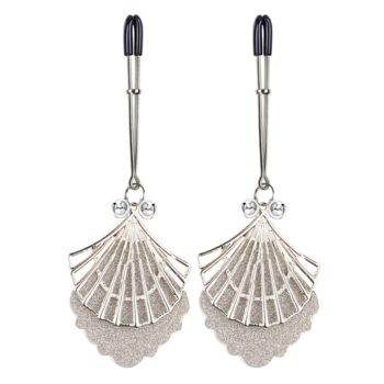 Ezüst legyező formájú melldísz csengettyűkkel